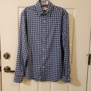 Faherty Brand size Medium